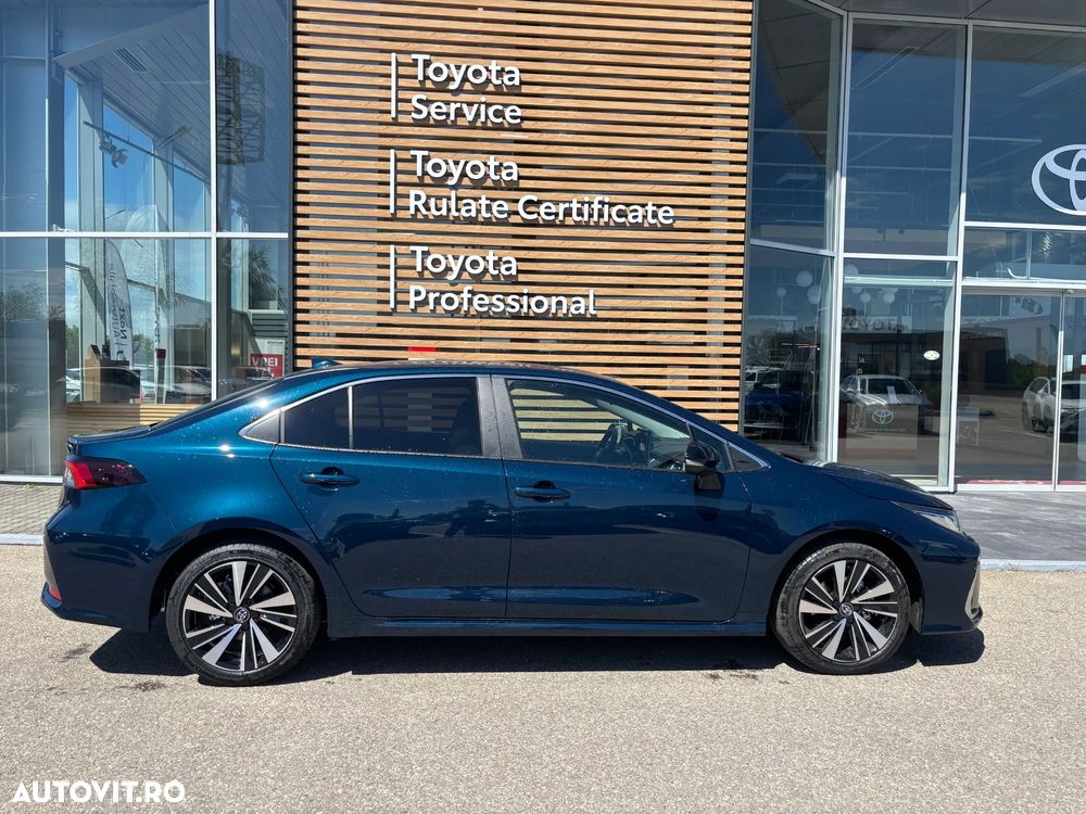 Toyota Corolla 1.8 HSD Dynamic - 9