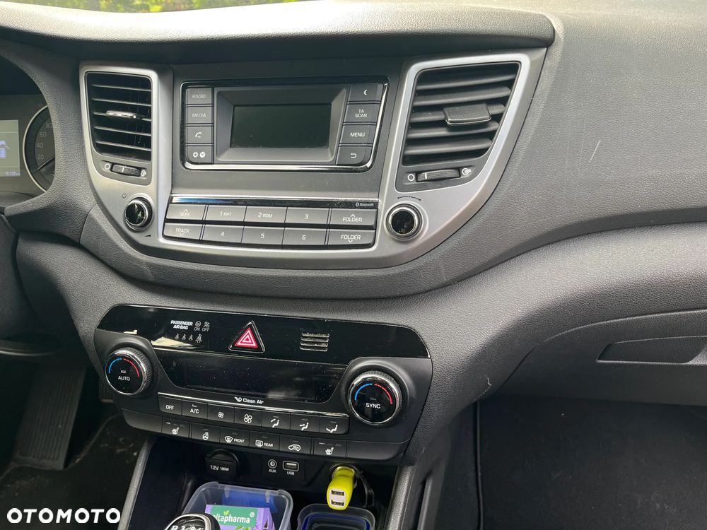 Hyundai Tucson 1.6 GDI BlueDrive GO 2WD - 9