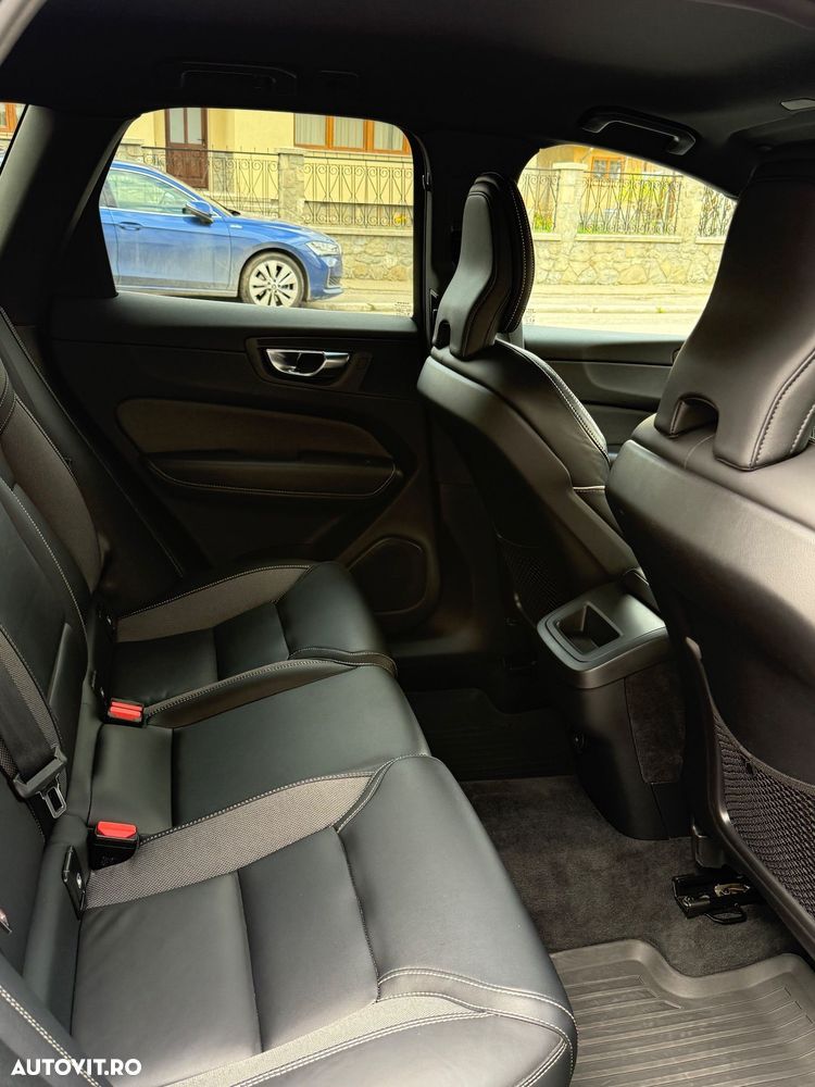 Volvo XC 60 B5 D AWD Geartronic RDesign - 8