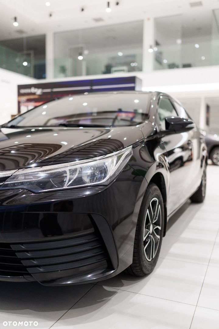 Toyota Corolla - 15