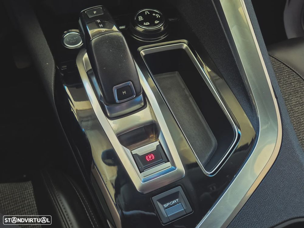 Peugeot 3008 BlueHDi 120 Stop & Start EAT6 Allure - 26