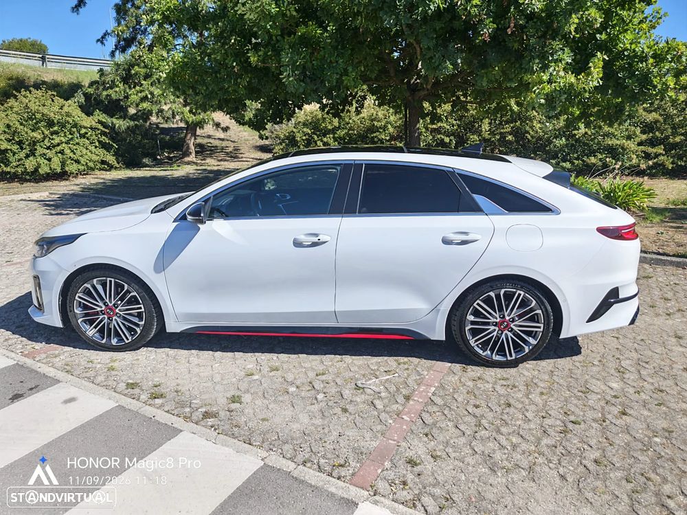 Kia ProCeed 1.6 T-GDi GT - 1