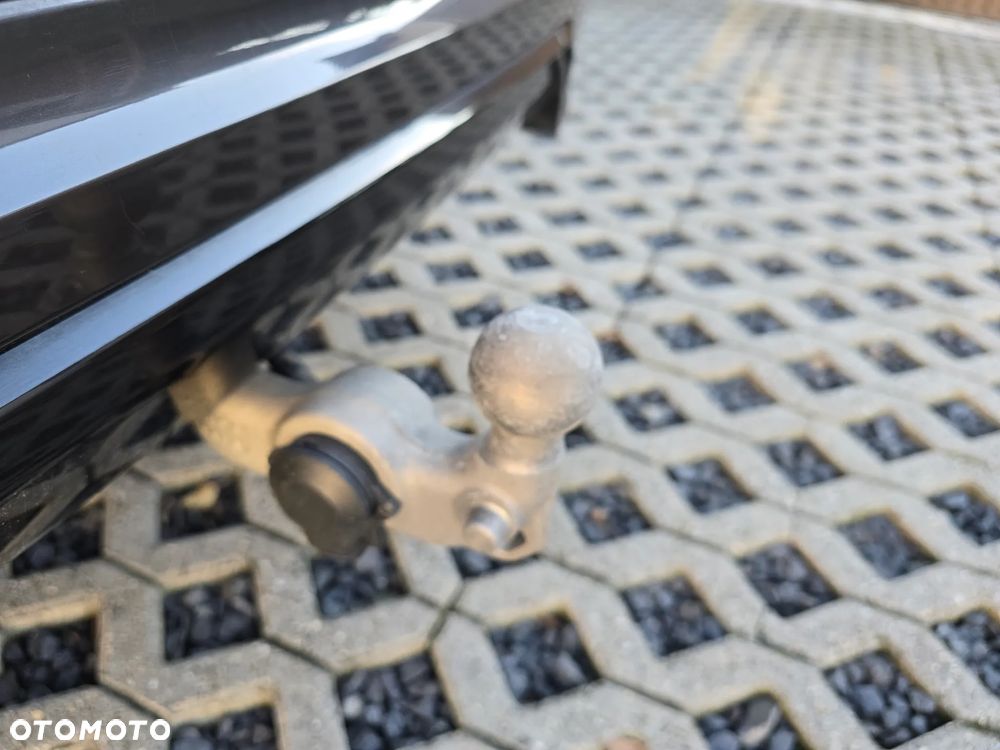 Volvo XC 60 T6 Plug-In Hybrid AWD Plus Dark - 38