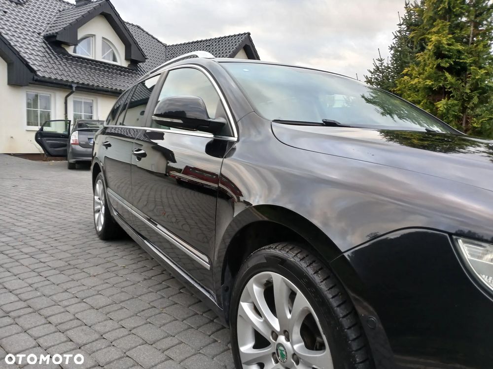 Skoda Superb 2.0 TDI DSG Exclusive - 15