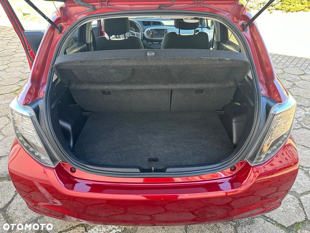 Toyota Yaris - 33