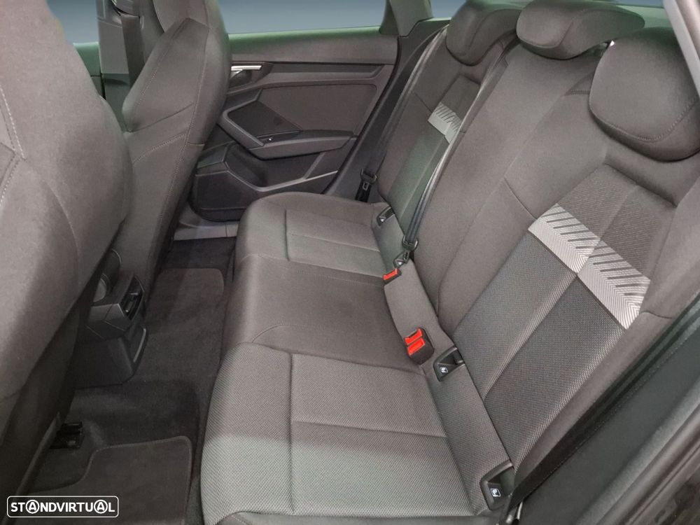 Audi A3 Limousine 30 TFSI S line S tronic - 14