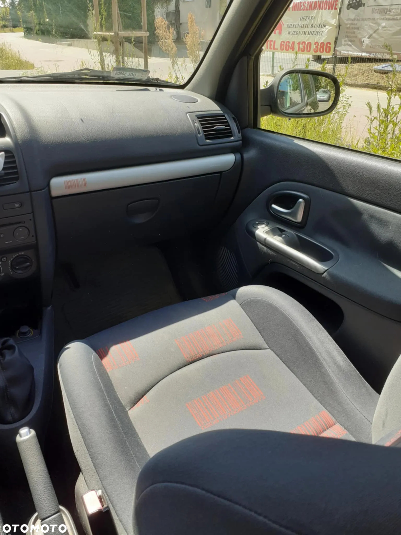 Renault Clio 1.2 16V All Inclusive - 6