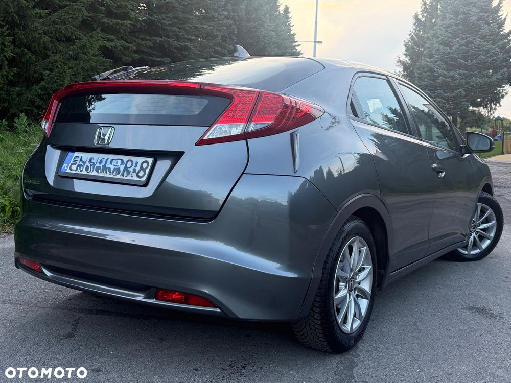 Honda Civic 1.8 Comfort Navi SD - 4
