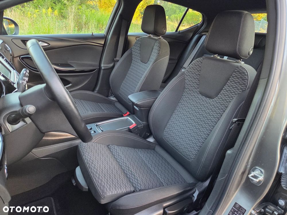 Opel Astra 1.4 Turbo Dynamic - 30