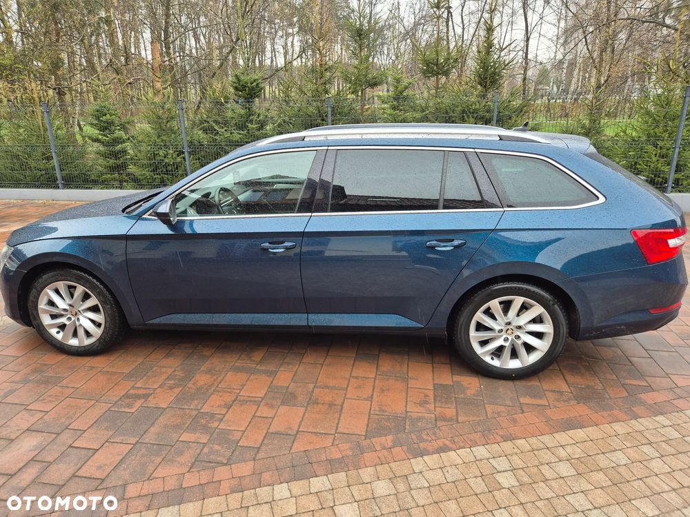 Skoda Superb 2.0 TDI SCR Ambition DSG - 6