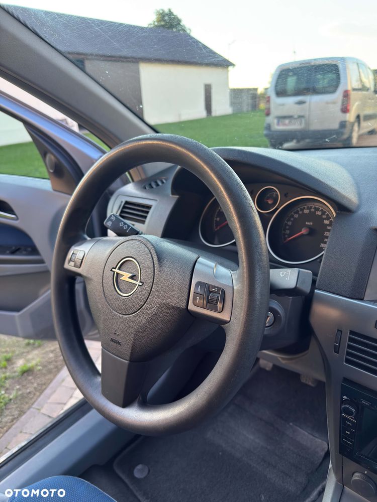 Opel Astra 1.8 Enjoy - 12