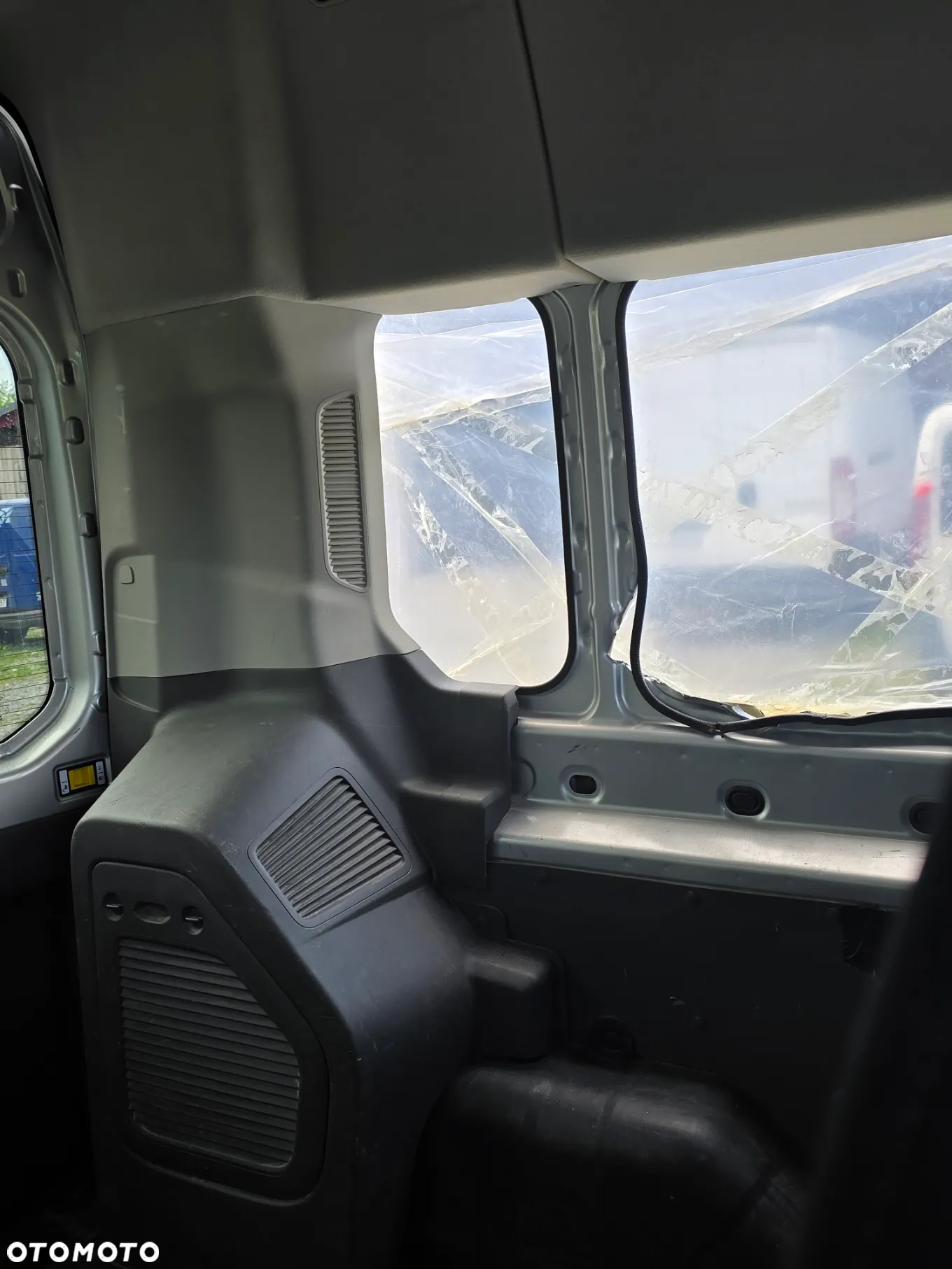 Ford Transit 310 L3H3 VA Autm Trend - 15