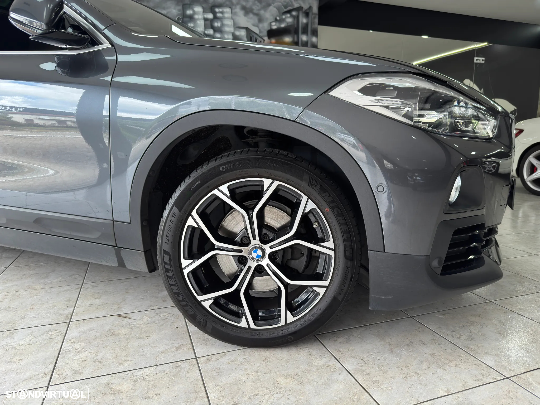 BMW X2 18 i sDrive Auto Pack 50 anos M - 6