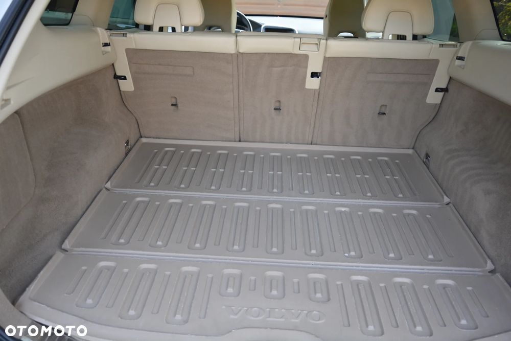 Volvo XC 60 - 20