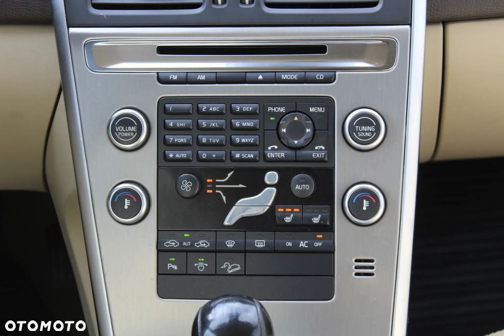 Volvo XC 60 2.4D AWD Summum - 21