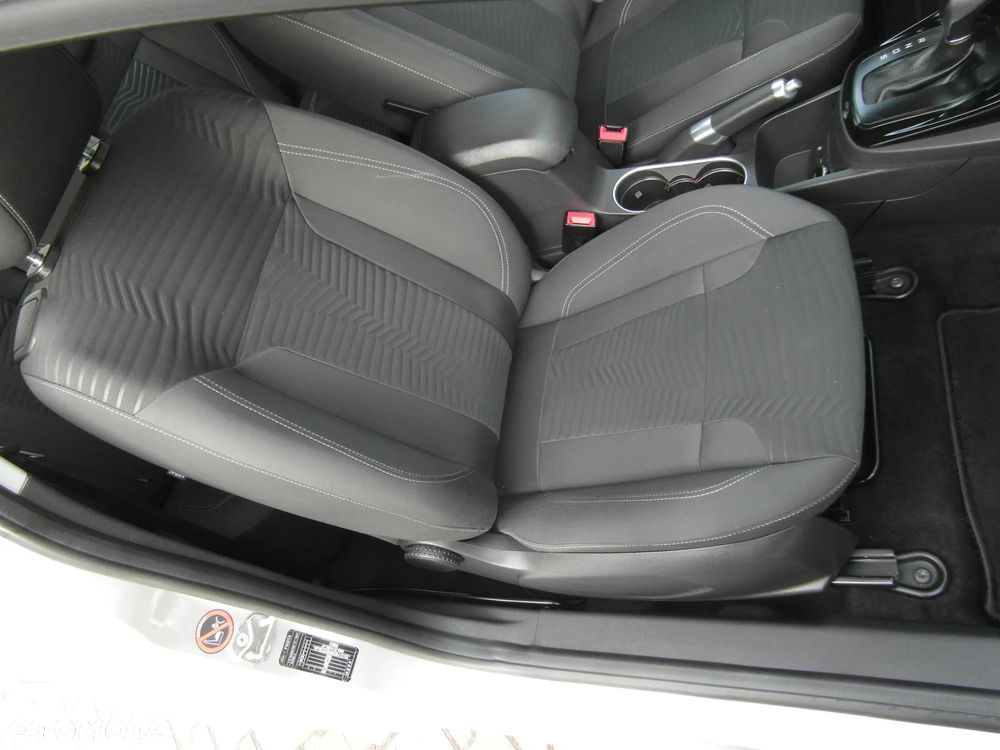 Ford Fiesta 1.6 Ti-VCT Titanium - 19