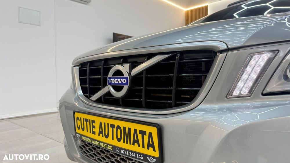 Volvo XC 60 2.4D Aut. - 13