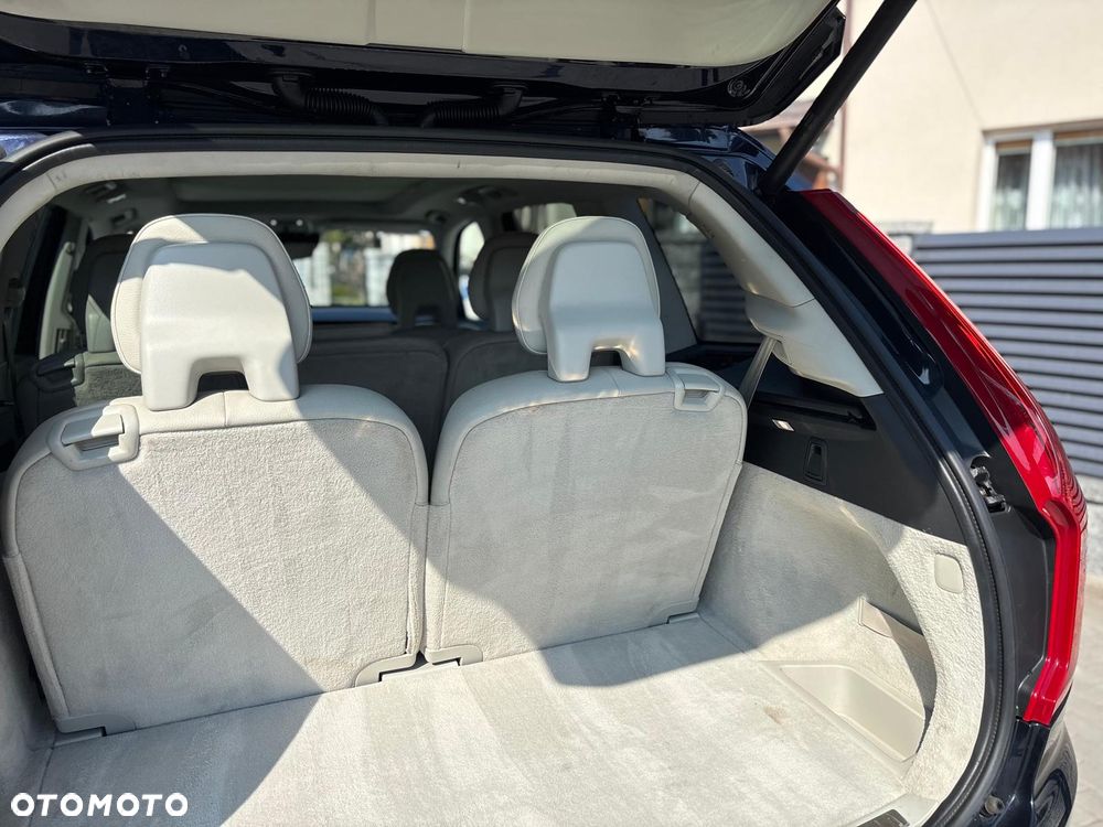 Volvo XC 90 T6 AWD Momentum 7os - 37