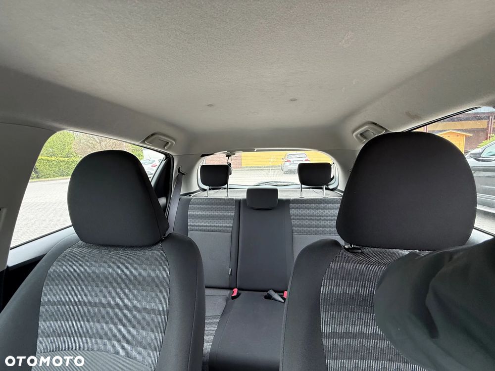 Toyota Yaris 1.33 Active EU6 - 16
