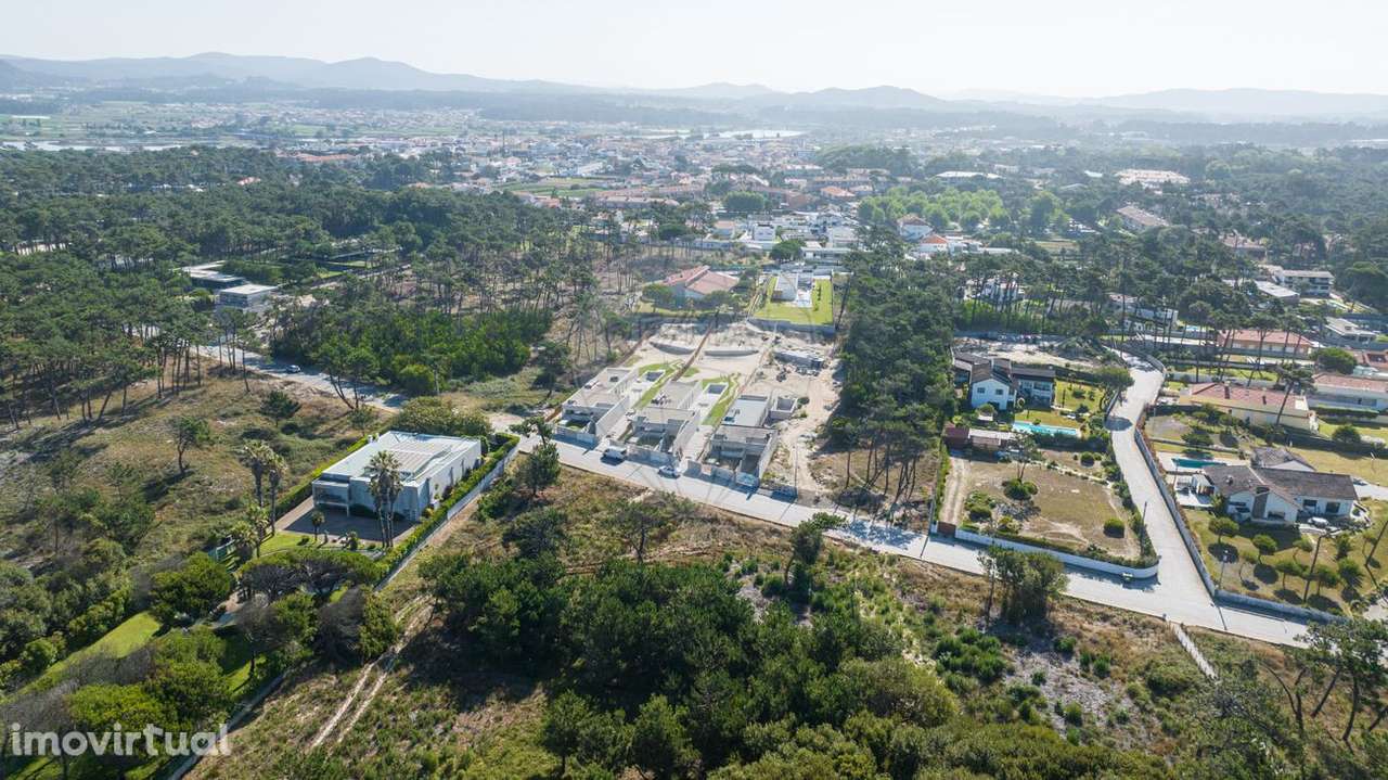 Moradia T3 para venda - Grande imagem: 2/48