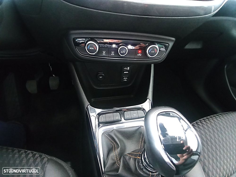 Opel Crossland X 1.6 CDTi Innovation - 14