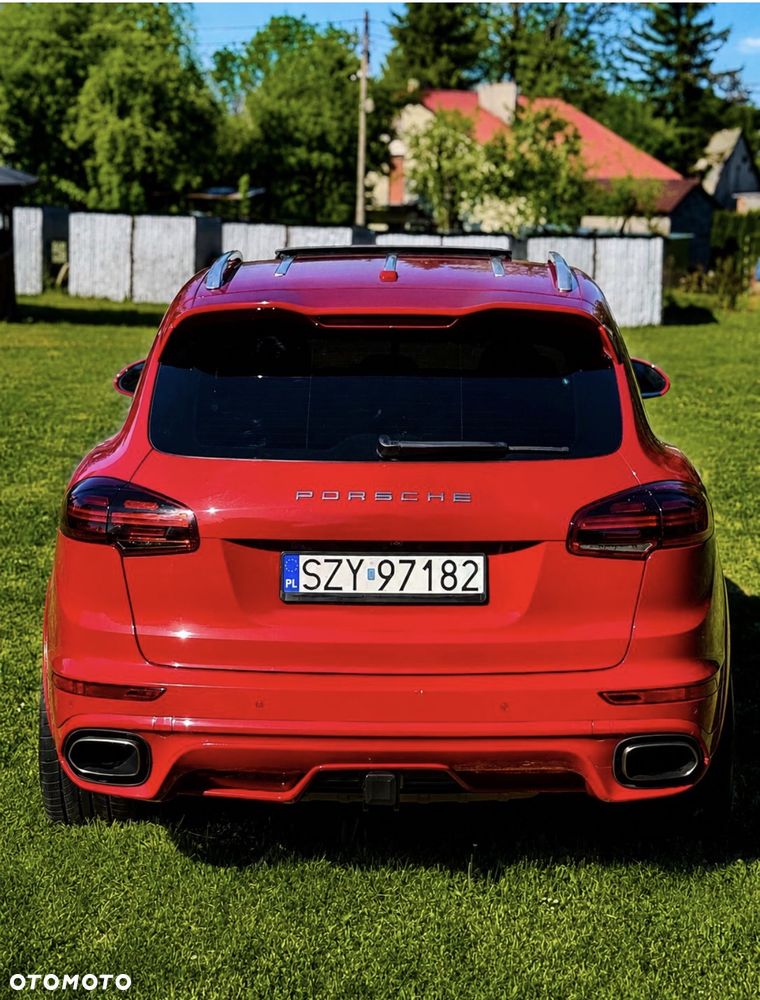 Porsche Cayenne - 5