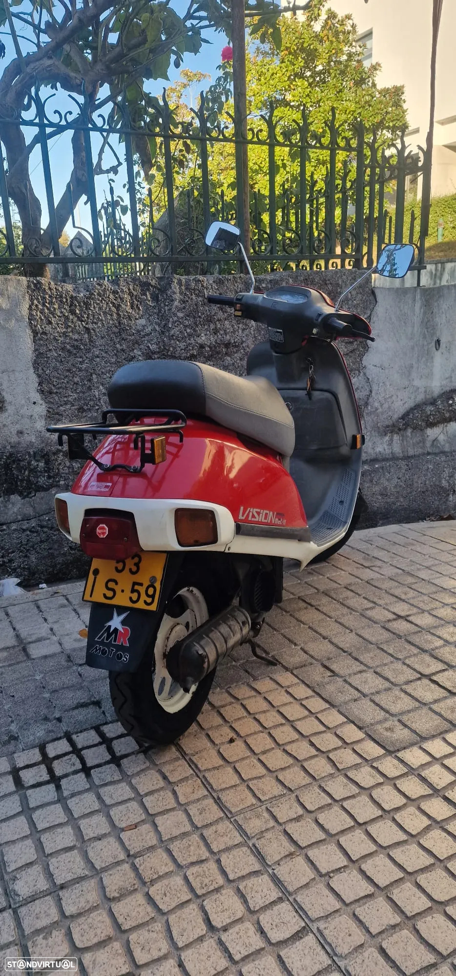 Honda Vision - 3