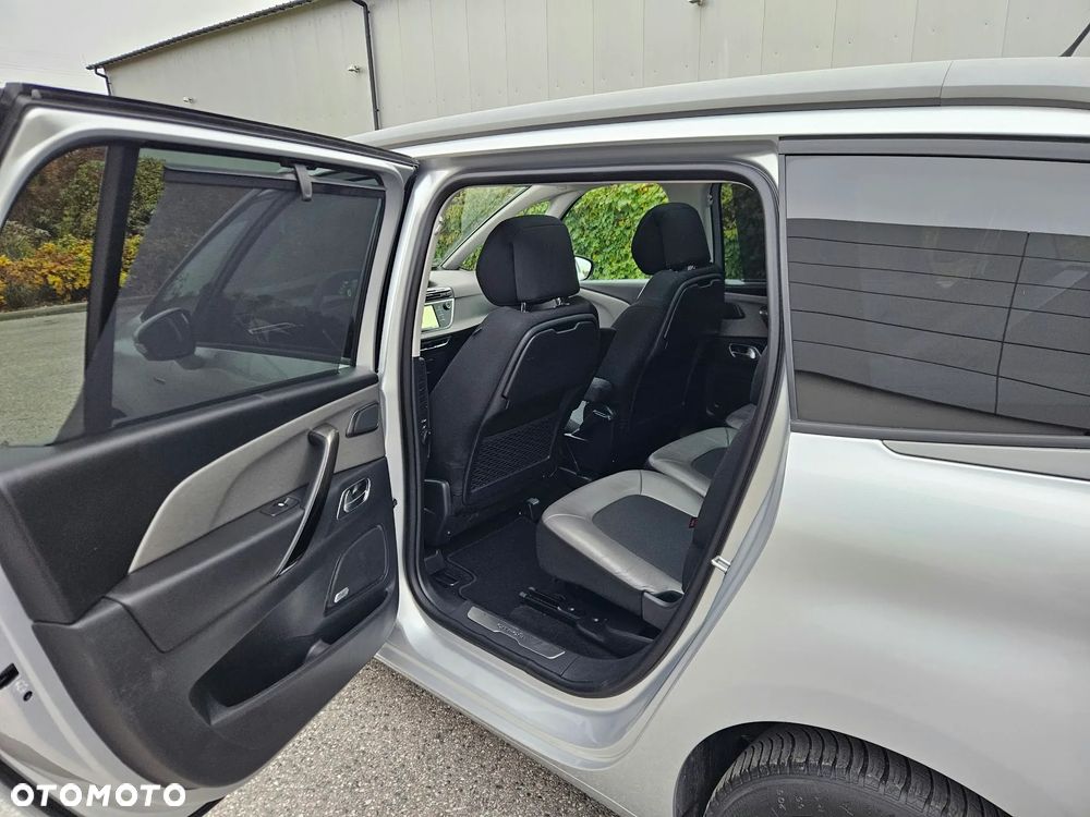 Citroën C4 Grand Picasso BlueHDi 120 EAT6 Exclusive - 38