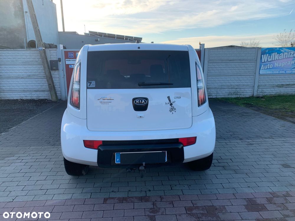 Kia Soul 1.6 CRDI Dream-Team Edition - 5