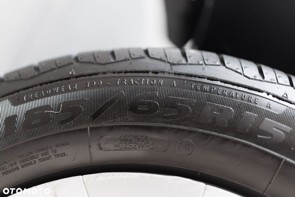 Renault Clio 1.2 16V Life EU6 - 15