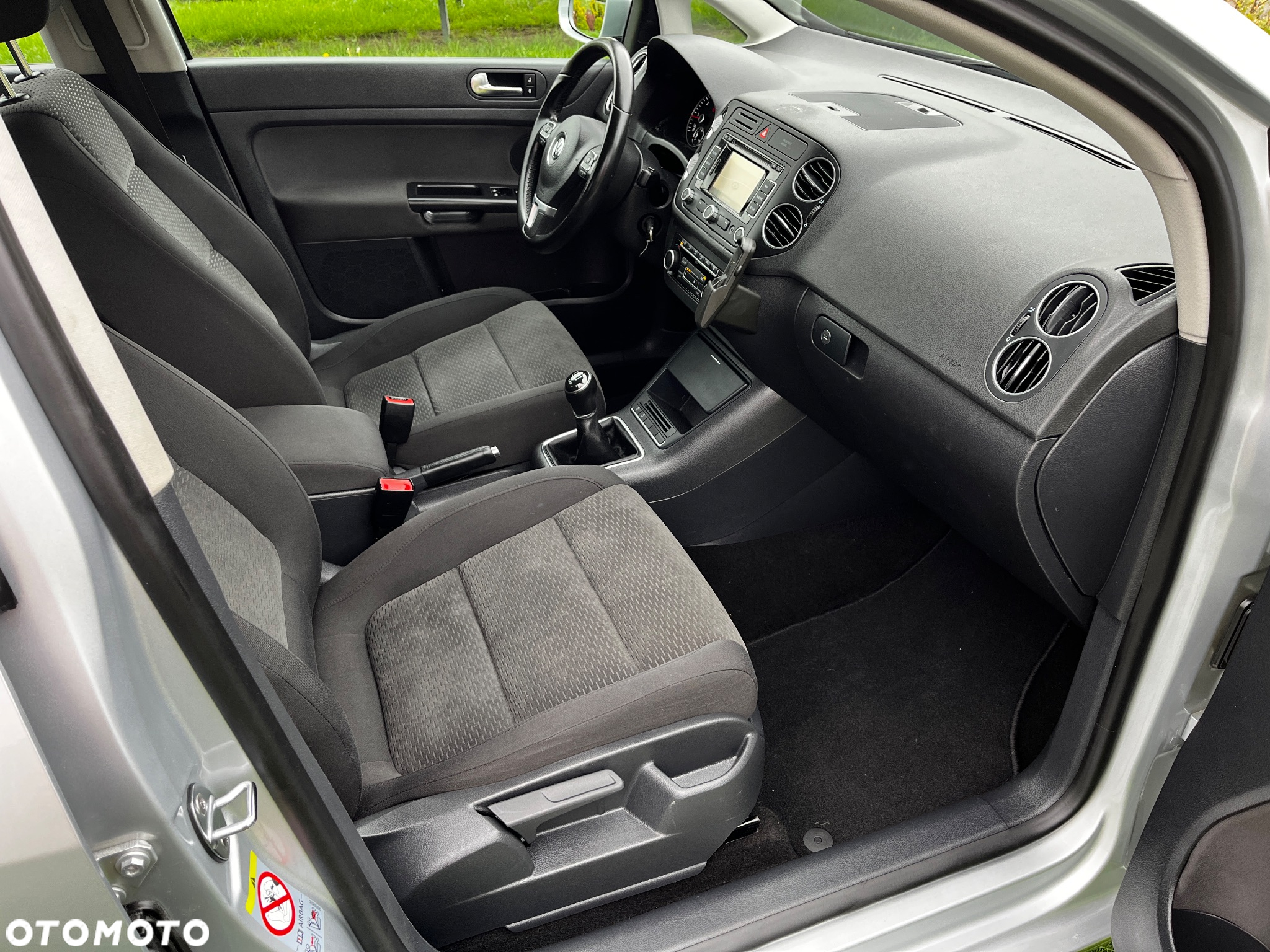 Volkswagen Golf Plus 1.6 TDI BlueMot Comfortline - 9