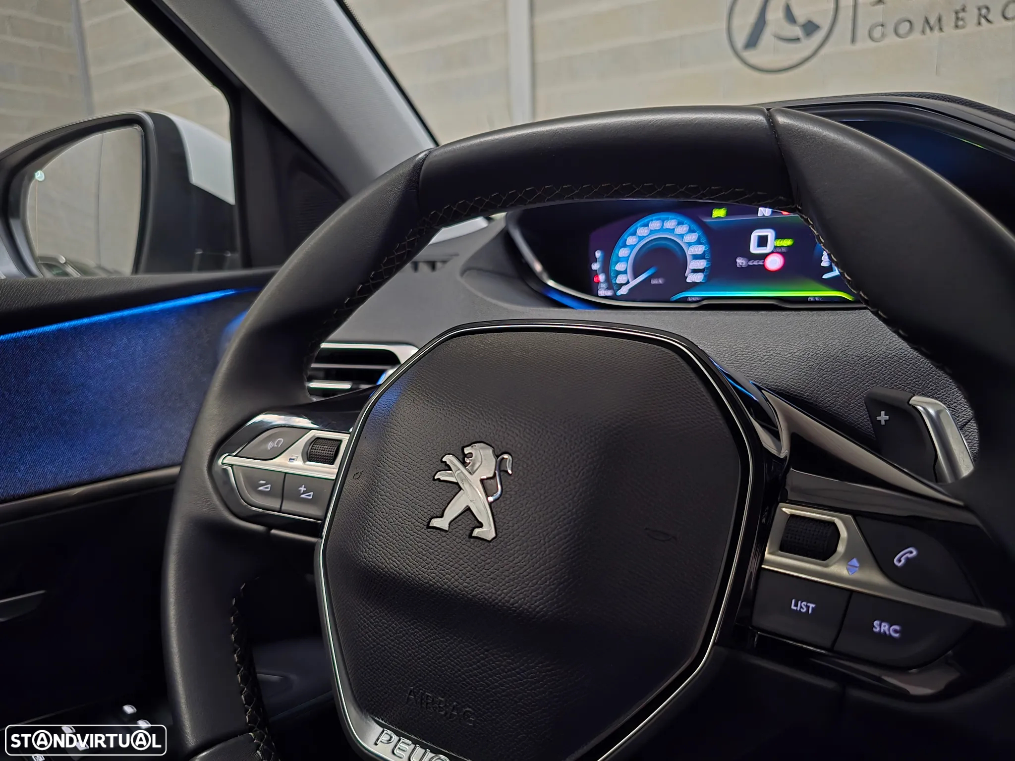 Peugeot 3008 1.6 Hybrid Allure Pack e-EAT8 - 37