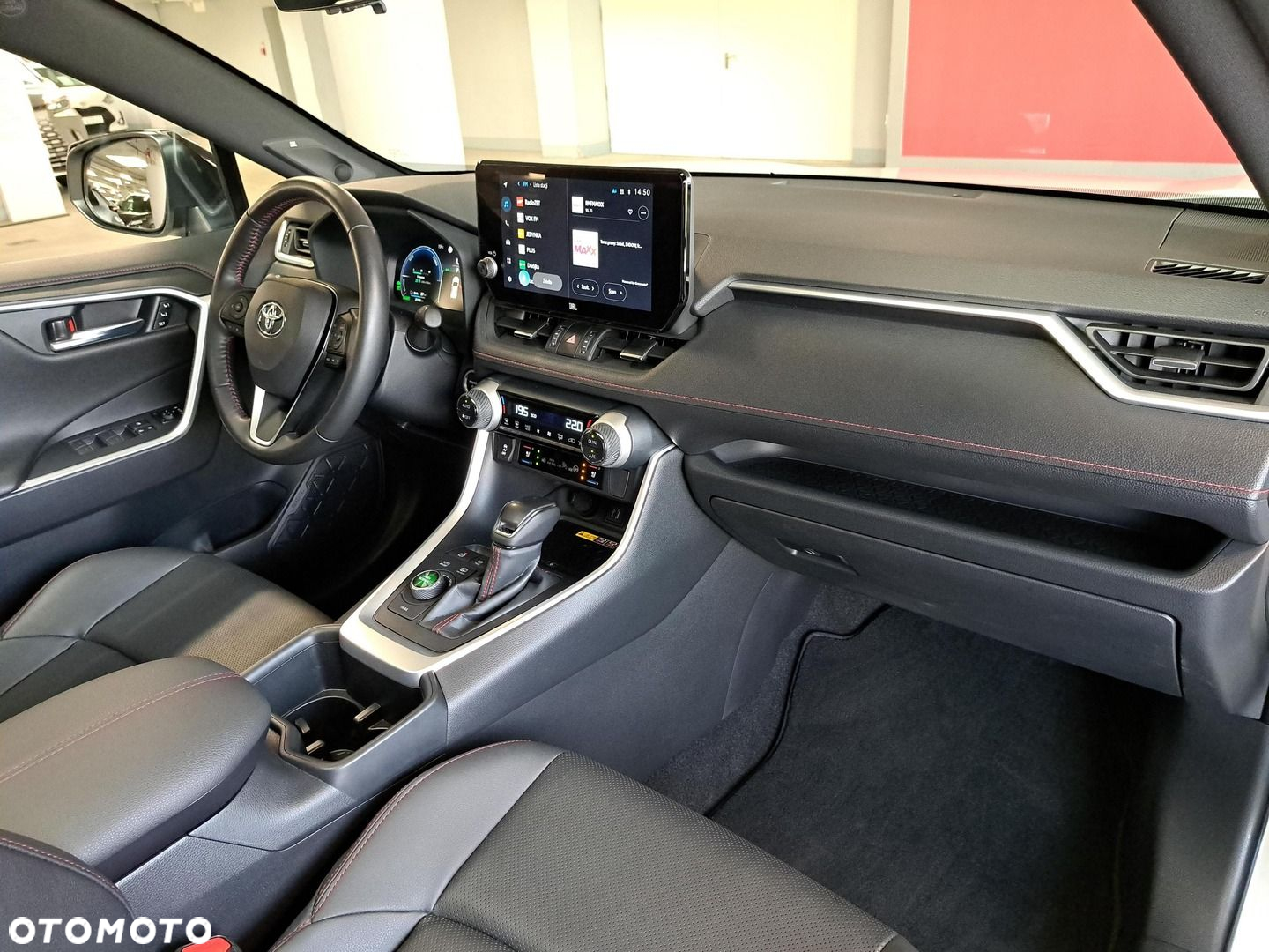 Toyota RAV4 - 16
