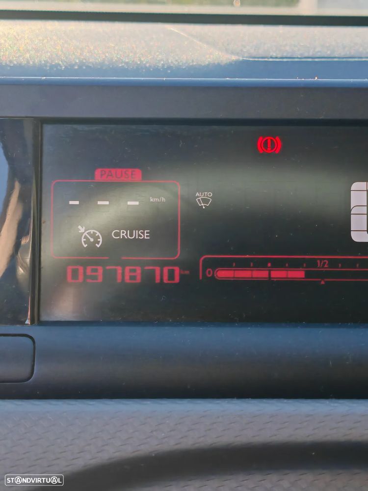 Citroën C4 Cactus 1.2 PureTech Shine EAT6 - 15