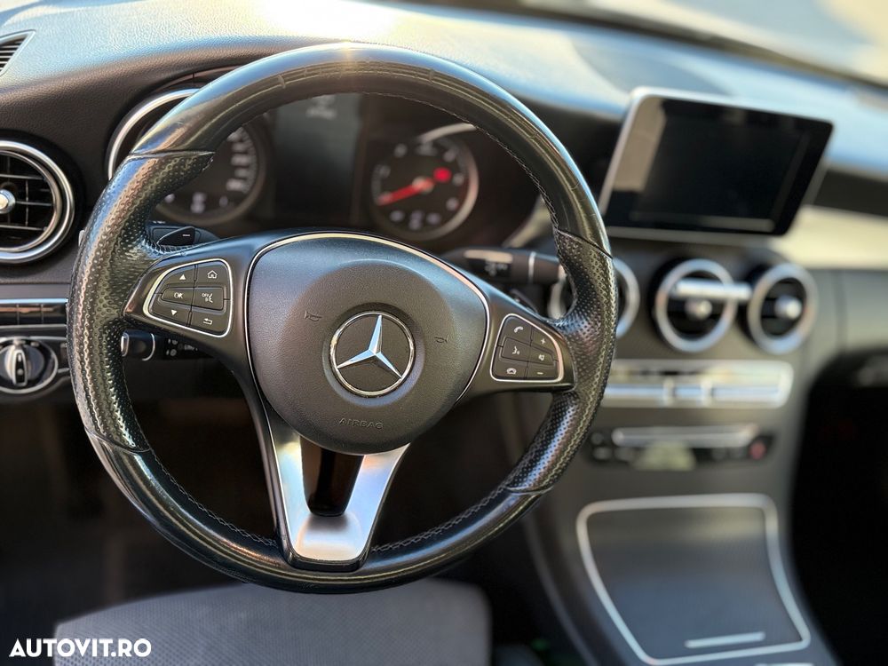 Mercedes-Benz C - 7
