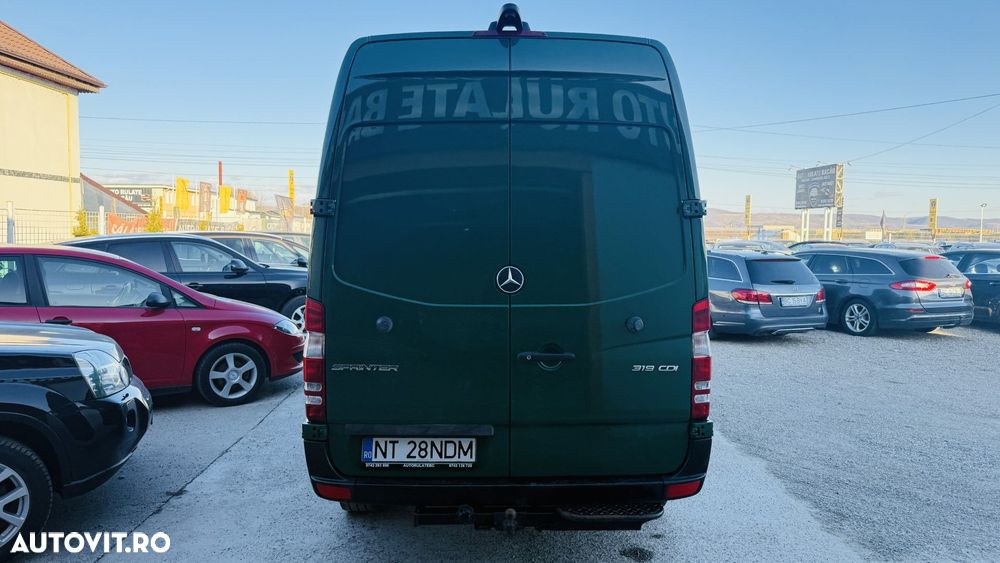 Mercedes-Benz Sprinter - 9