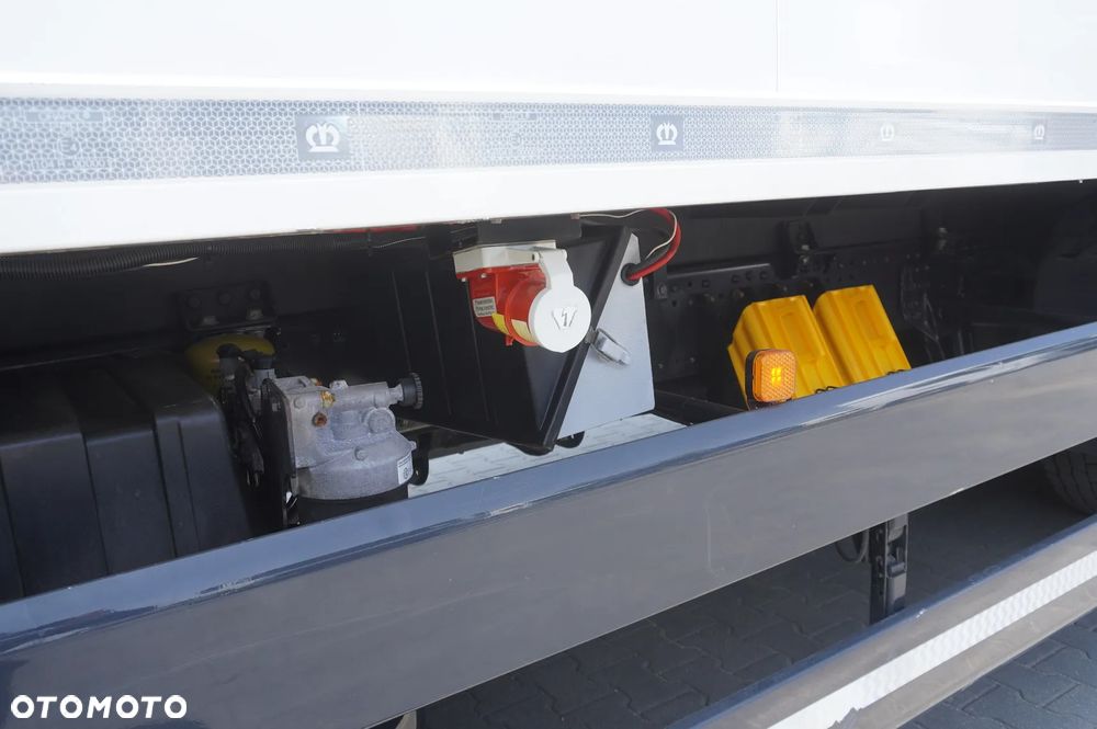 MAN TGX 26.470 / 2022 / Chłodnia Krone 40 EPAL Multitemperatura Dopplestock / Carrier Supra 950 MT - 11