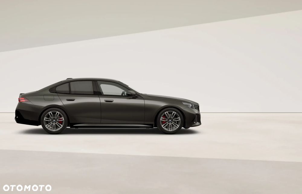 BMW Seria 5 520i mHEV M Sport - 4