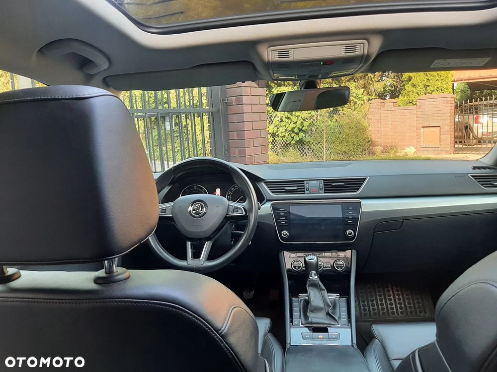 Skoda Superb 1.6 TDI Ambition - 12
