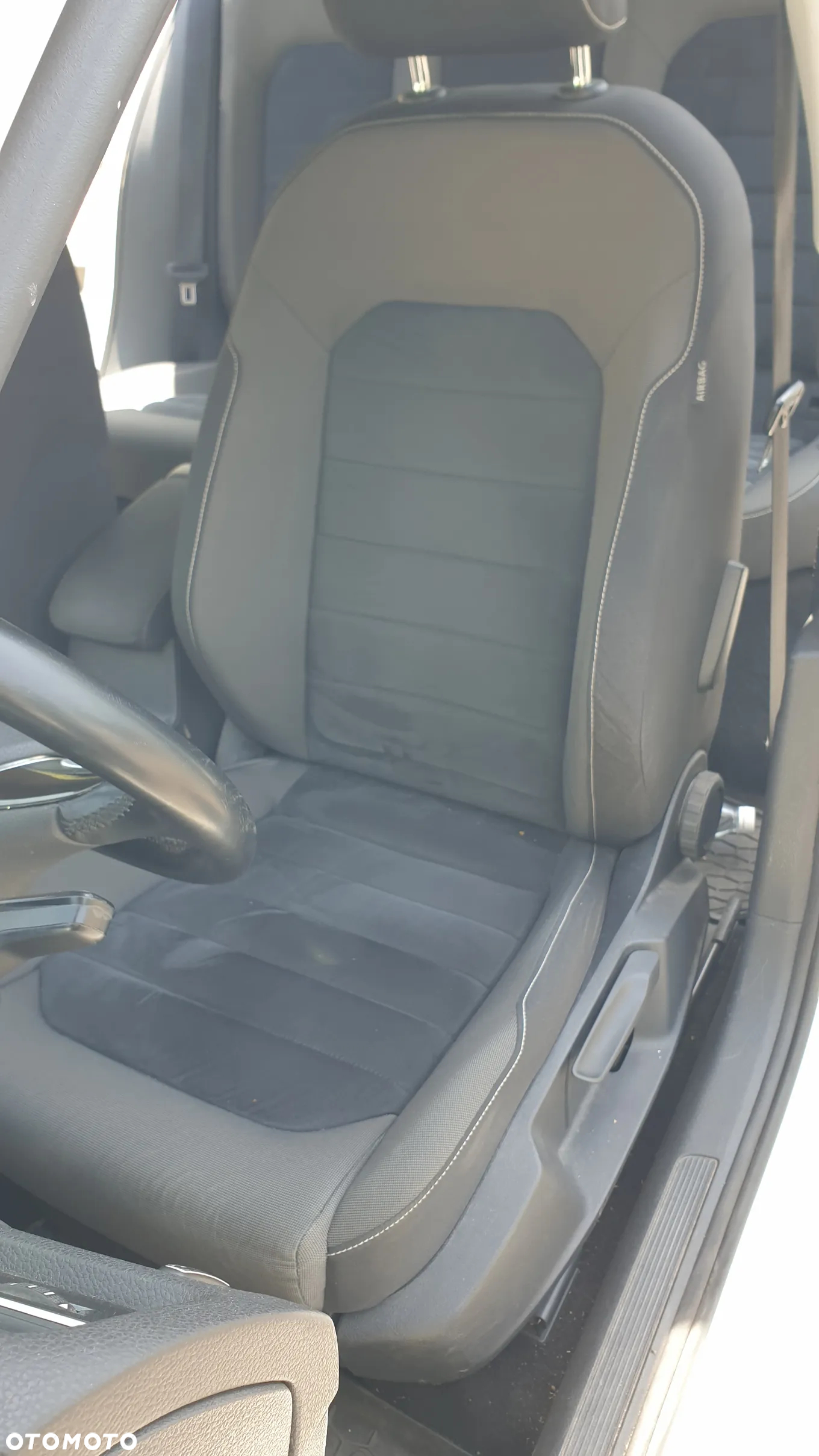 Volkswagen Golf VII 1.6 TDI BMT Comfortline - 19