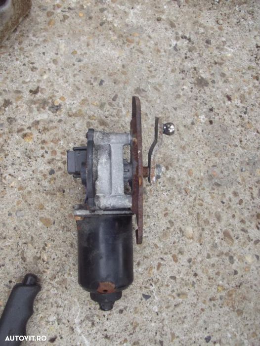 Motoras Stergatoare Suzuki jimny fata Haion spate dezmembrez Jimny - 1