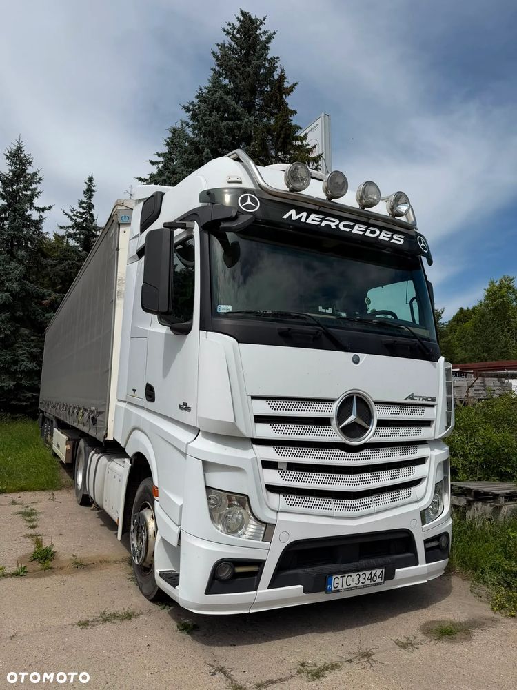 Mercedes-Benz ACTROS - 4