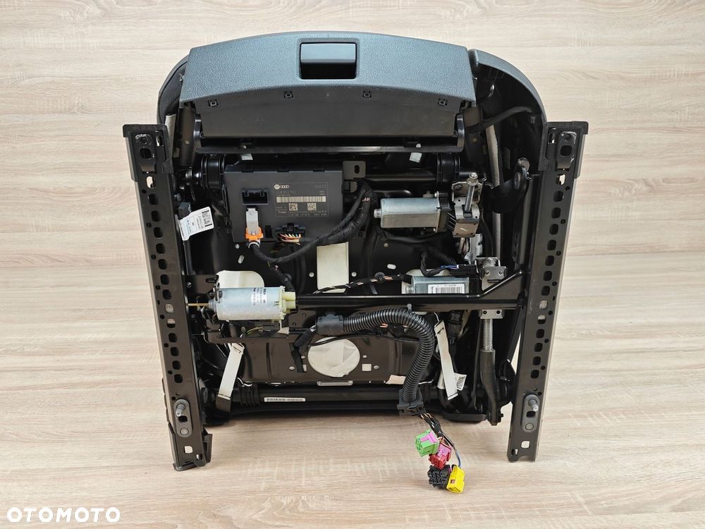 FOTELE ELEKTRYCZNE PODGRZEWANE KANAPA KOMPLET AUDI A6 C7 LIFT SEDAN 72 km - 12