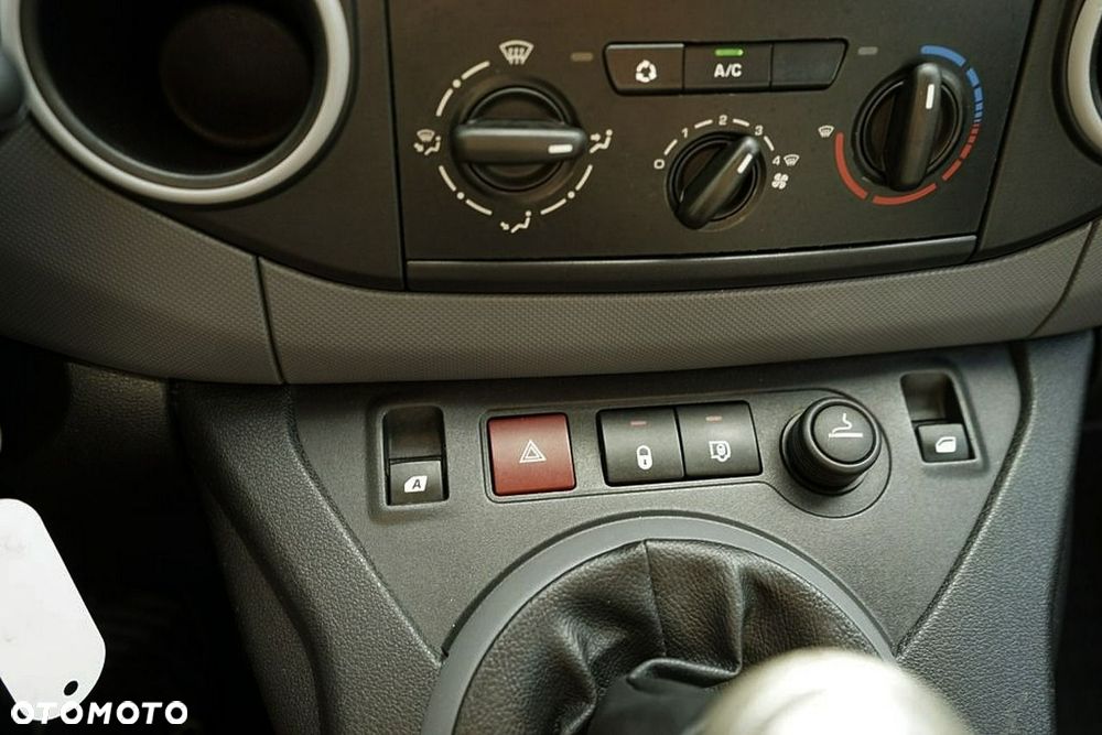 Peugeot Partner - 16