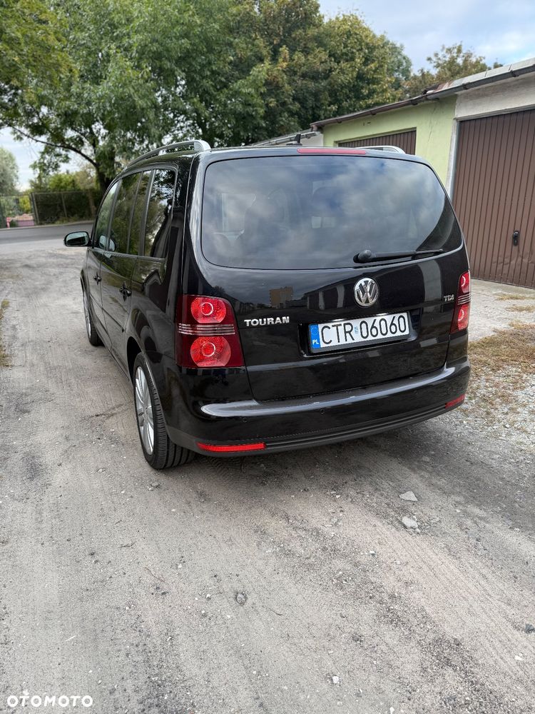 Volkswagen Touran 1.9 TDI DPF Blue Motion United - 4