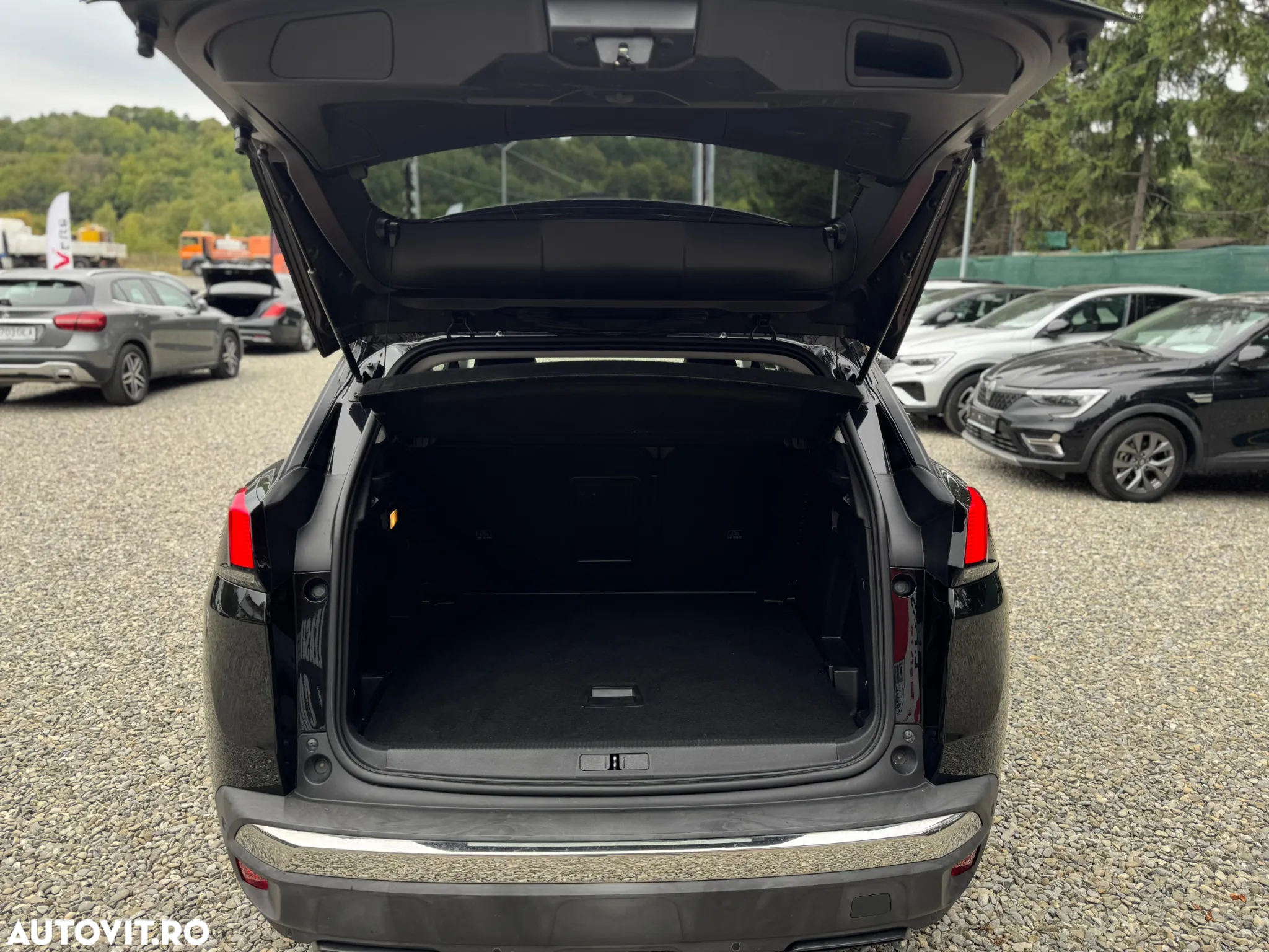 Peugeot 3008 1.5 BlueHDI S&S EAT8 Allure - 14