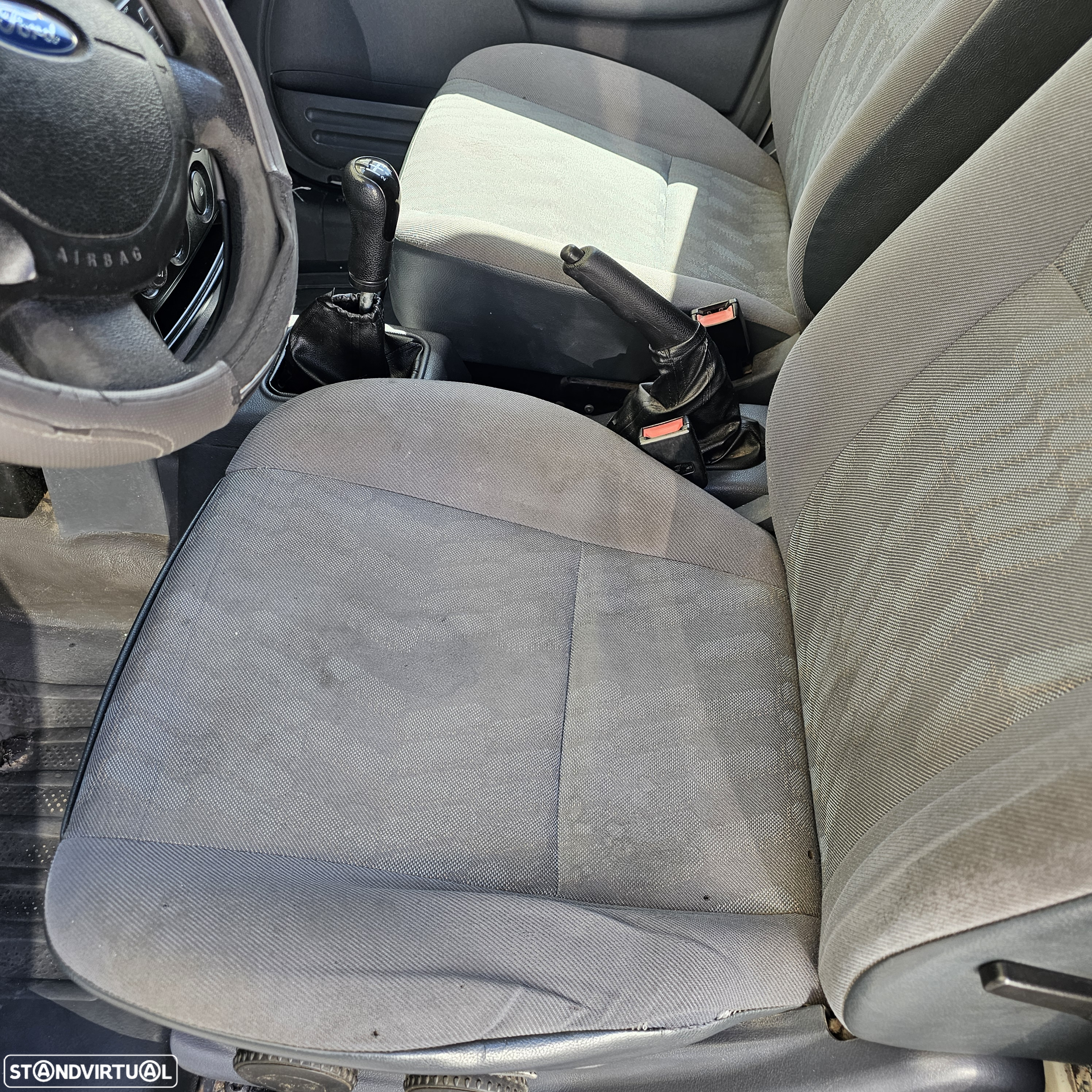 Ford connect tecto alto - 12
