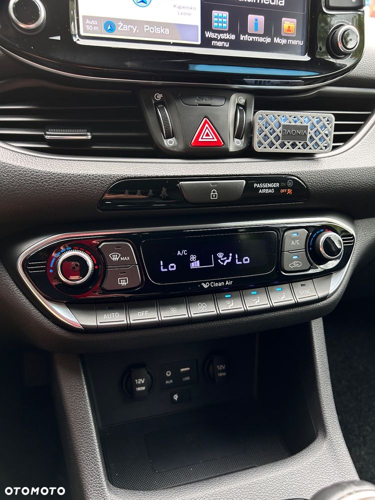 Hyundai i30 1.4 T-GDI Premiere Luxury - 15