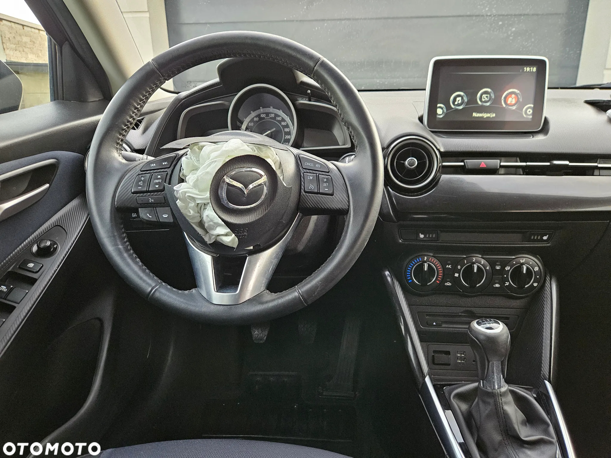 Mazda 2 SKYACTIV-G 90 Sports-Line - 13