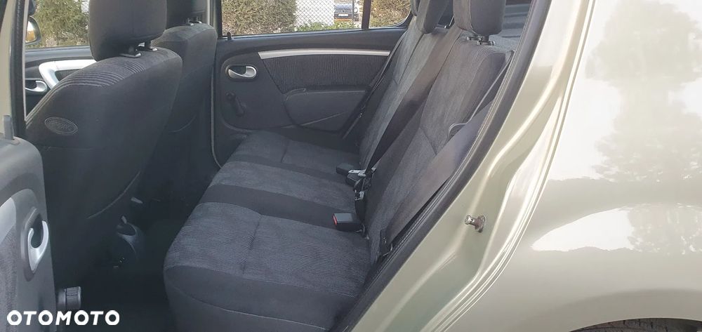 Dacia Sandero 1.4 MPI Laureate - 8